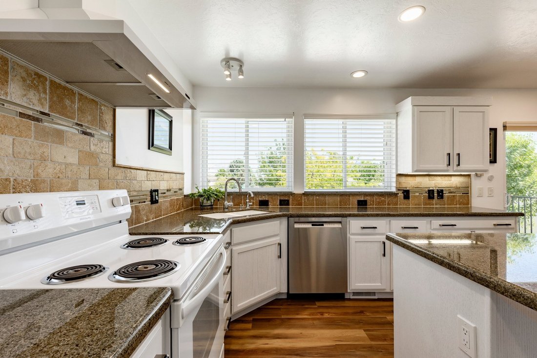 House in South Jordan, Utah, United States 4 - 18157689