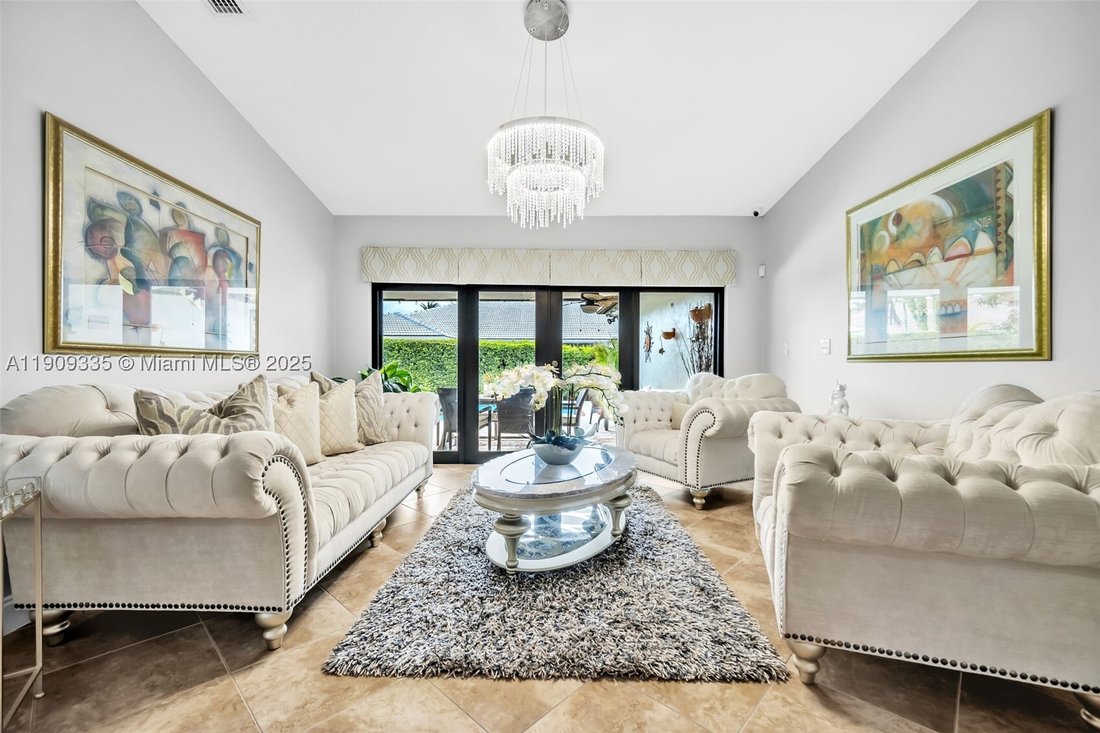 House in Miami, Florida, United States 5 - 16640362