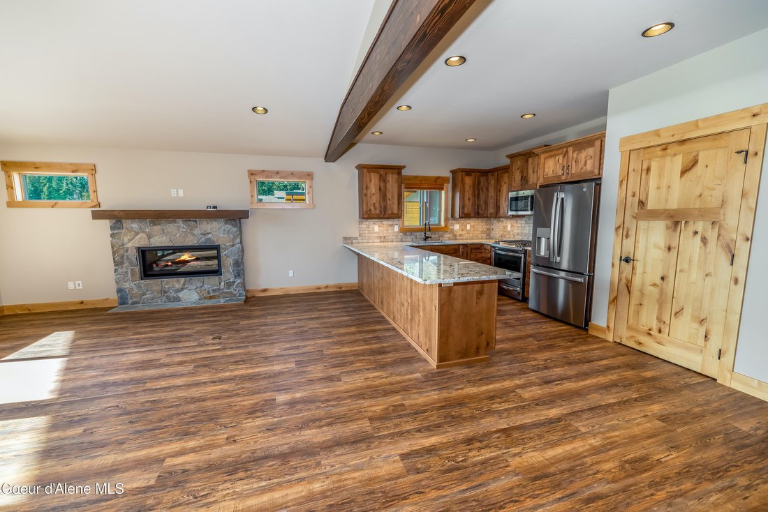 Condo in Nordman, Idaho, United States 4 - 18158971