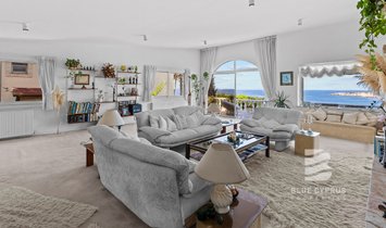Villa in Peyia, Paphos, Cyprus 2