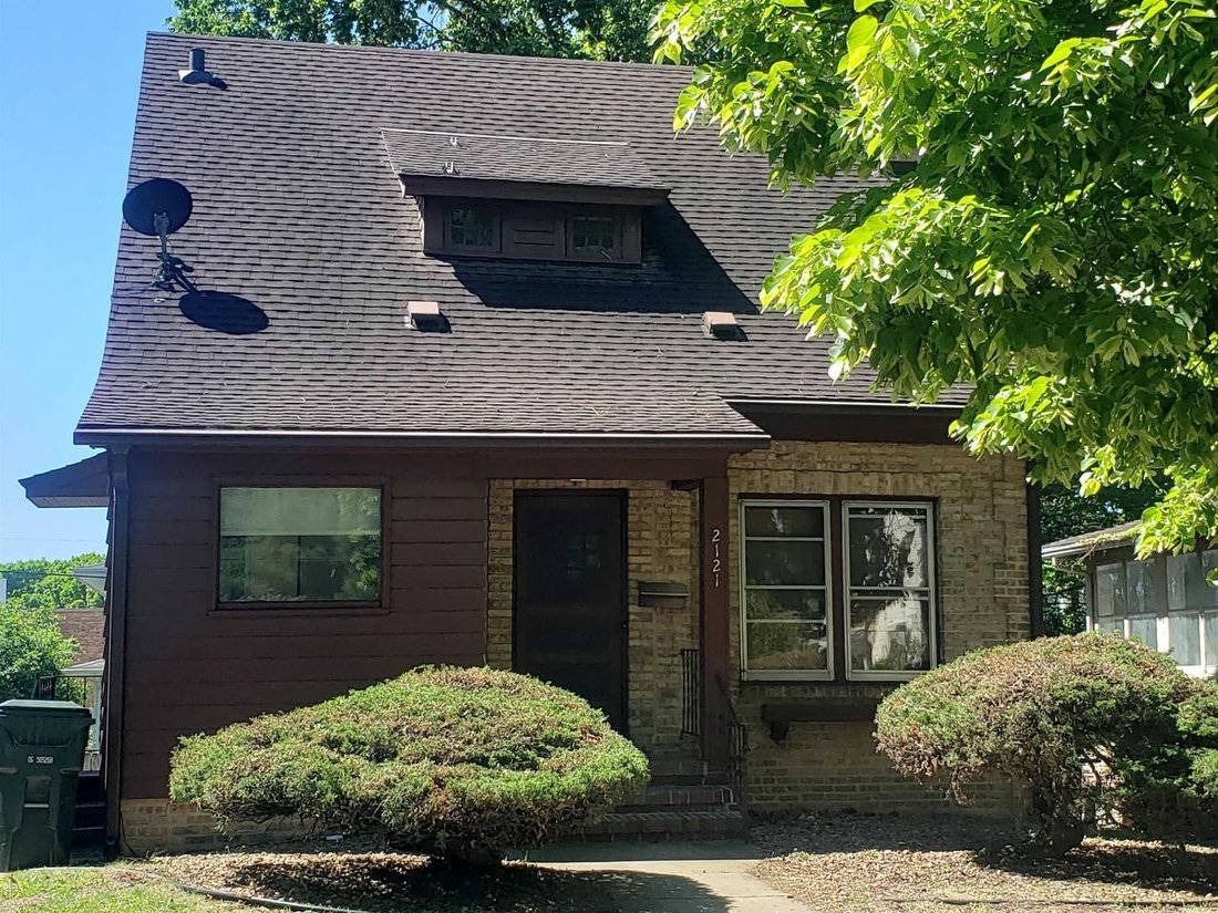 House in Maple Bluff, Wisconsin, United States 1 - 18169788