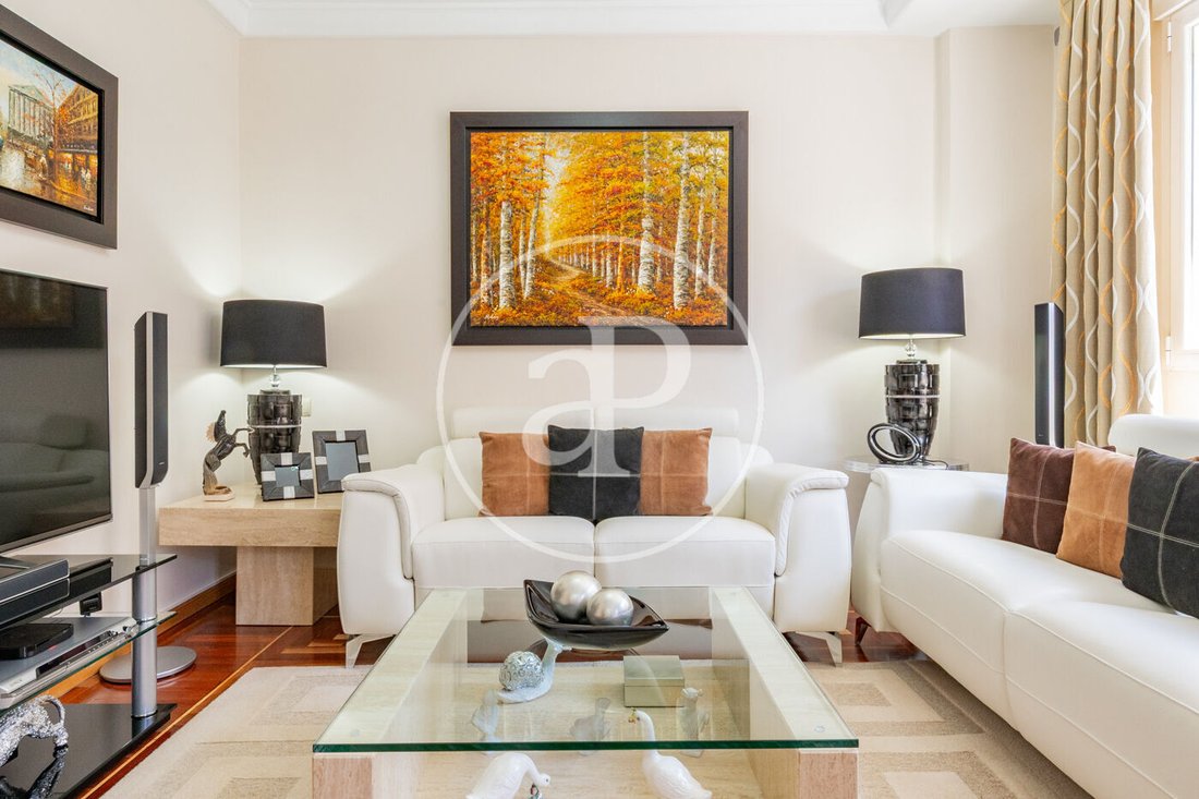 Apartment in Chamberi, Madrid, Spain 3 - 17144819