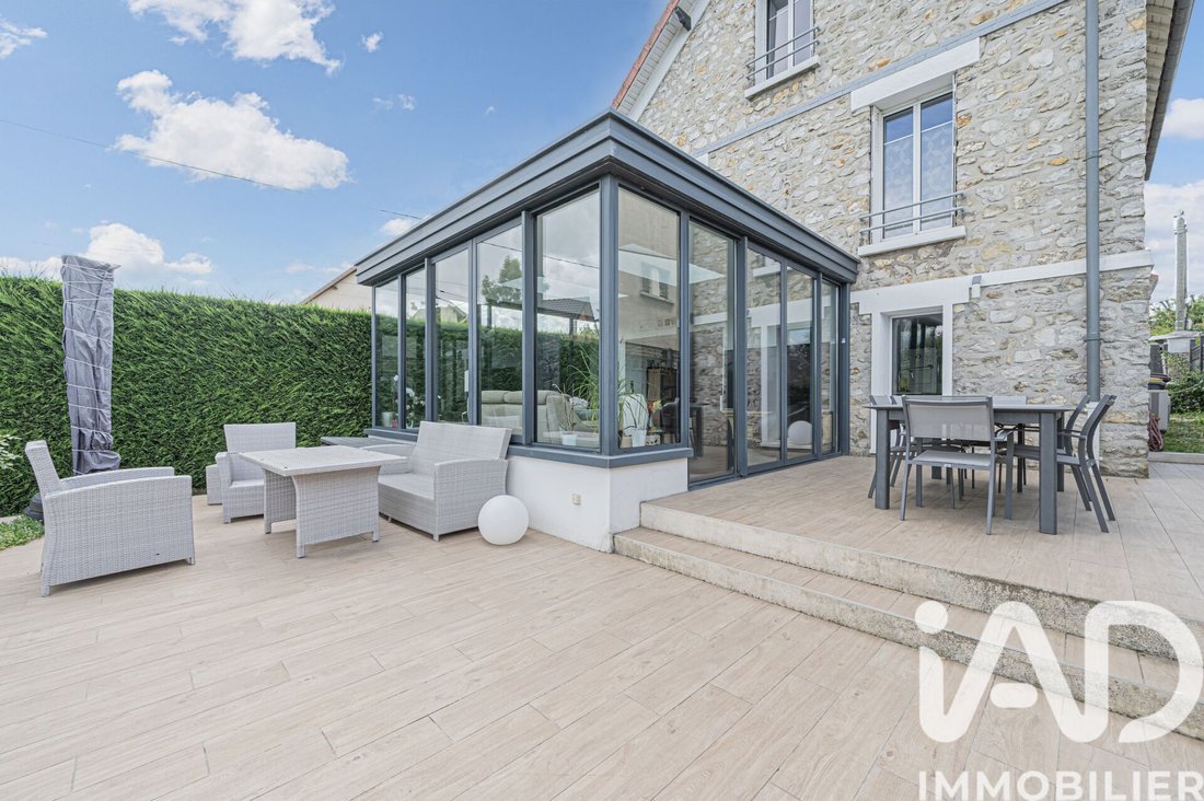 House in Lagny-sur-Marne, Ile-de-France, France 1 - 18169289