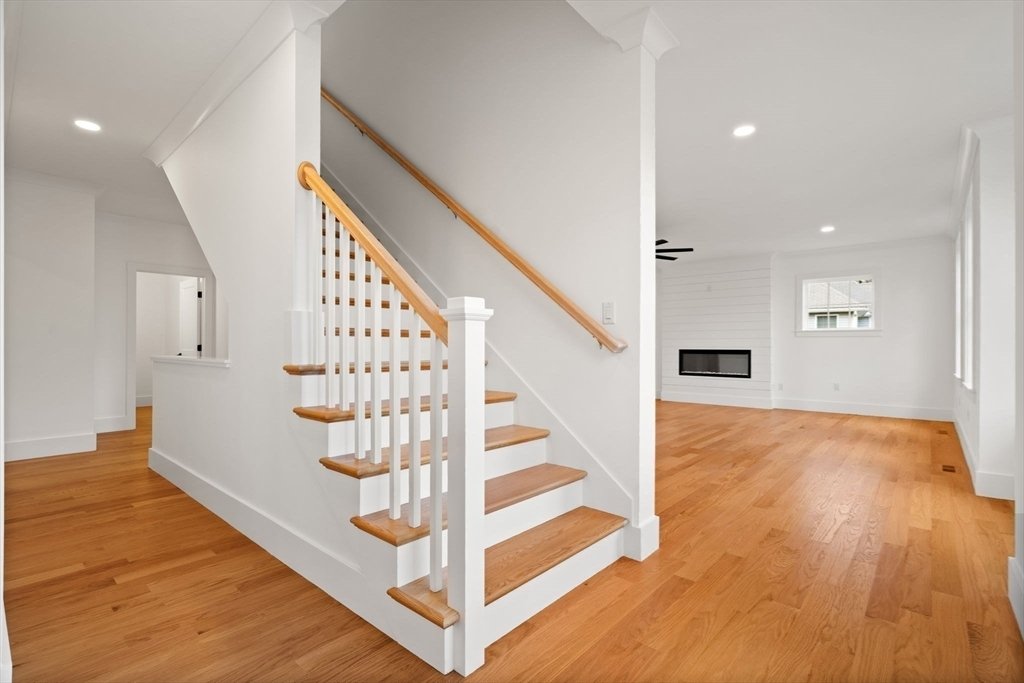 House in Woburn, Massachusetts, United States 5 - 18161701