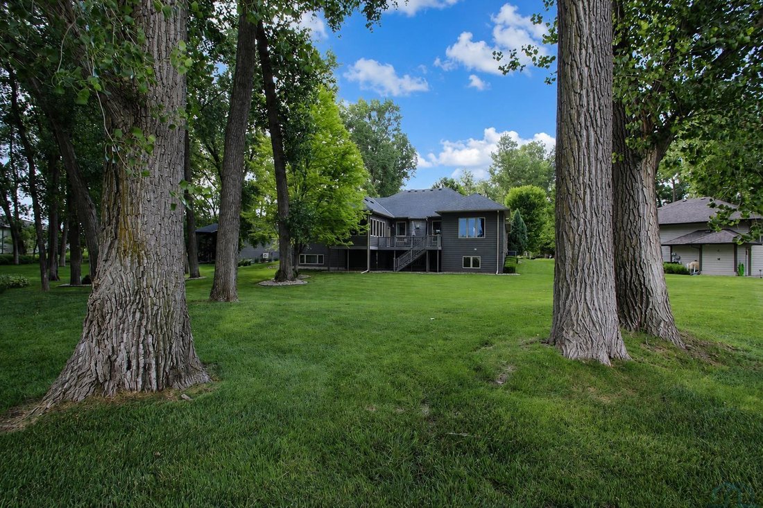 House in Dakota Dunes, South Dakota, United States 4 - 18157198