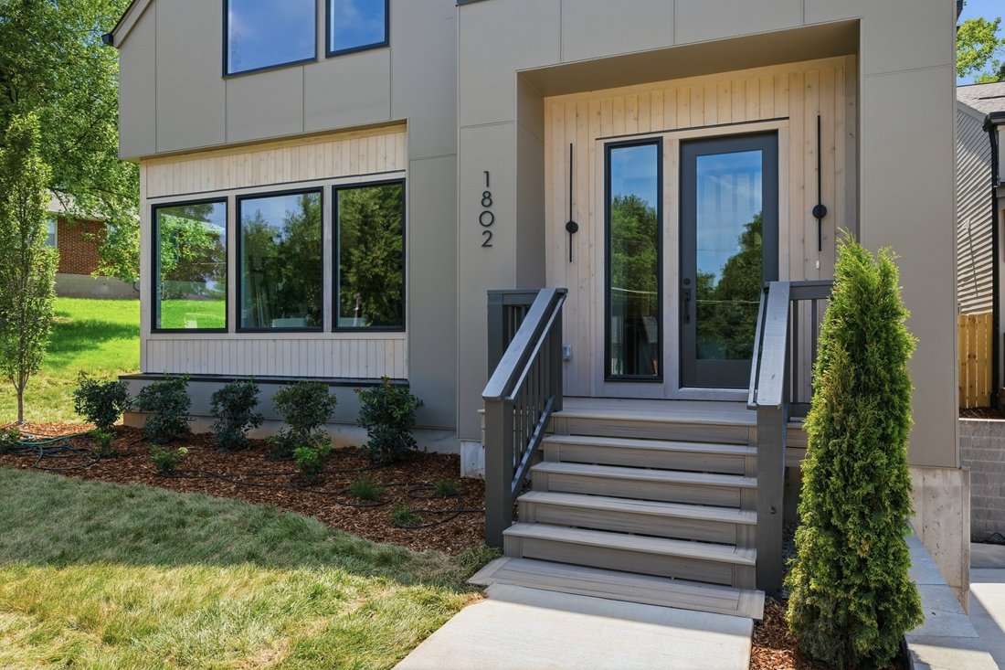 Co Op in Nashville, Tennessee, United States 5 - 18164838