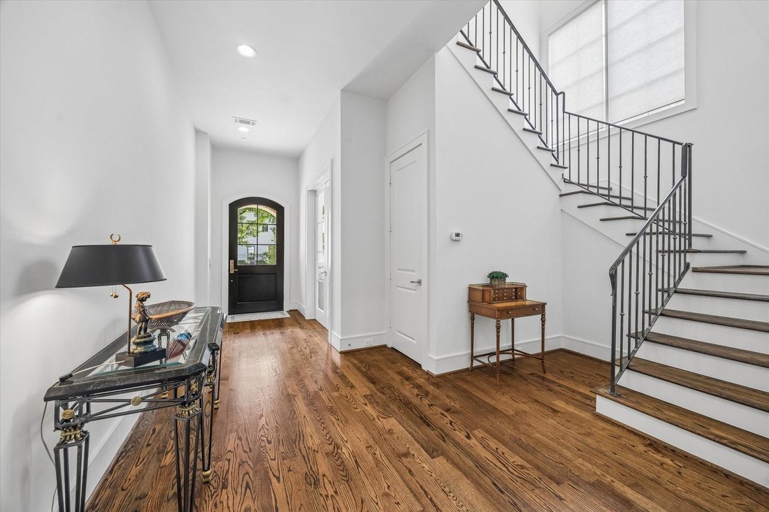 House in Southside Place, Texas, United States 2 - 18163075