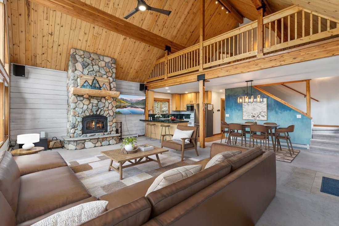 Breckenridge, Colorado, United States 4 - 18144160