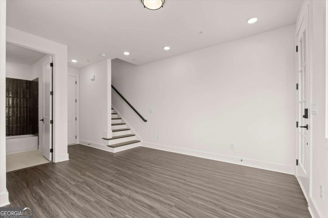 Townhouse in Alpharetta, Georgia, United States 4 - 18160259