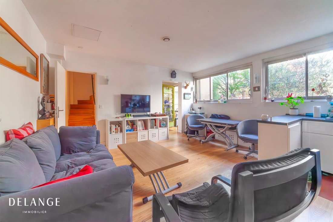 Apartment in Arrondissement of Bobigny, Ile-de-France, France 2 - 18156661