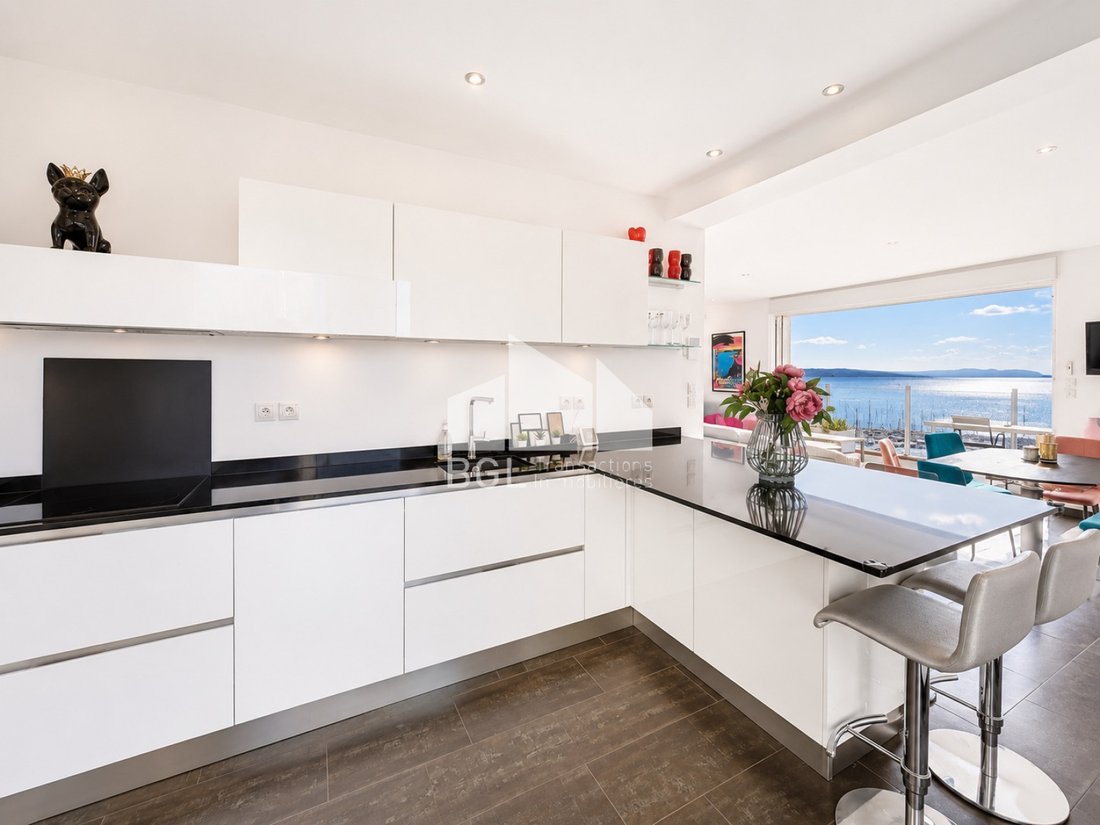Apartment in Le Lavandou, Provence-Alpes-Côte d'Azur, France 4 - 16948235