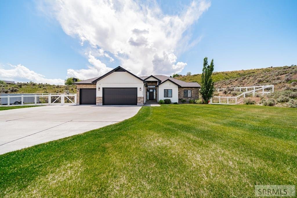 House in Idaho Falls, Idaho, United States 3 - 18171816