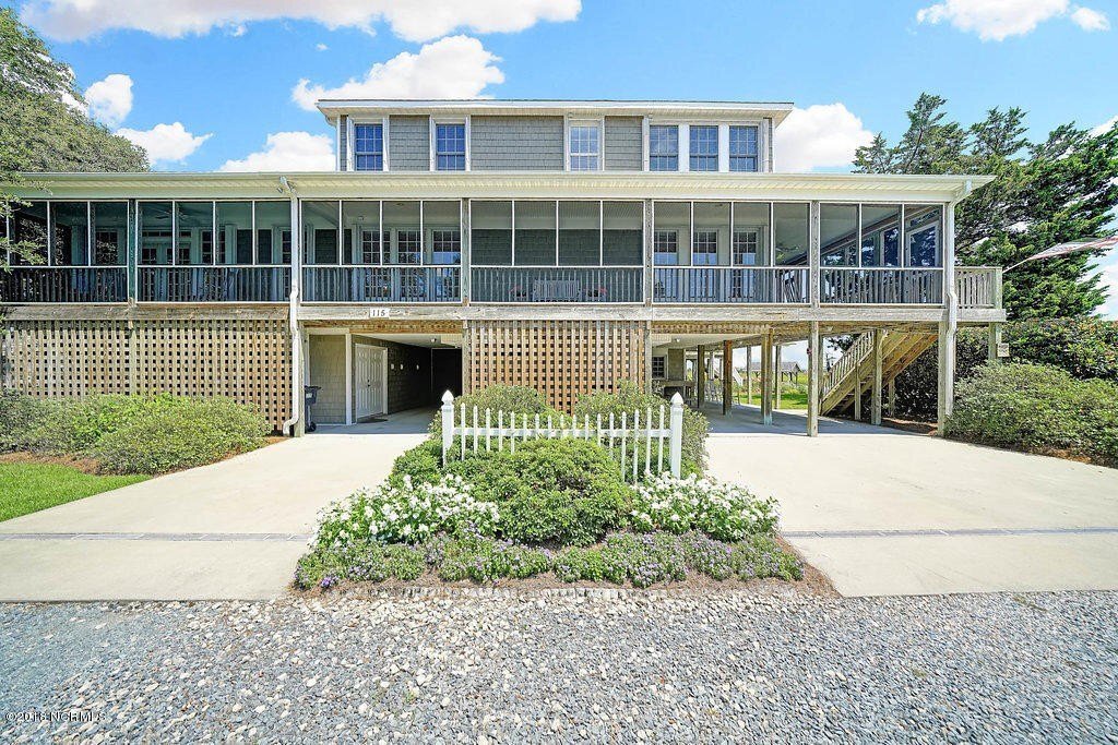 House in Oak Island, North Carolina, United States 1 - 18161525
