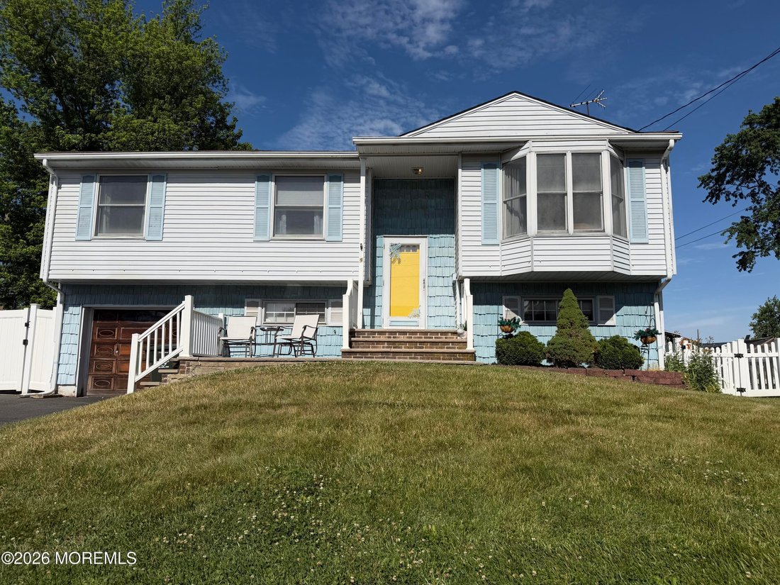 House in Hazlet, New Jersey, United States 1 - 18169874