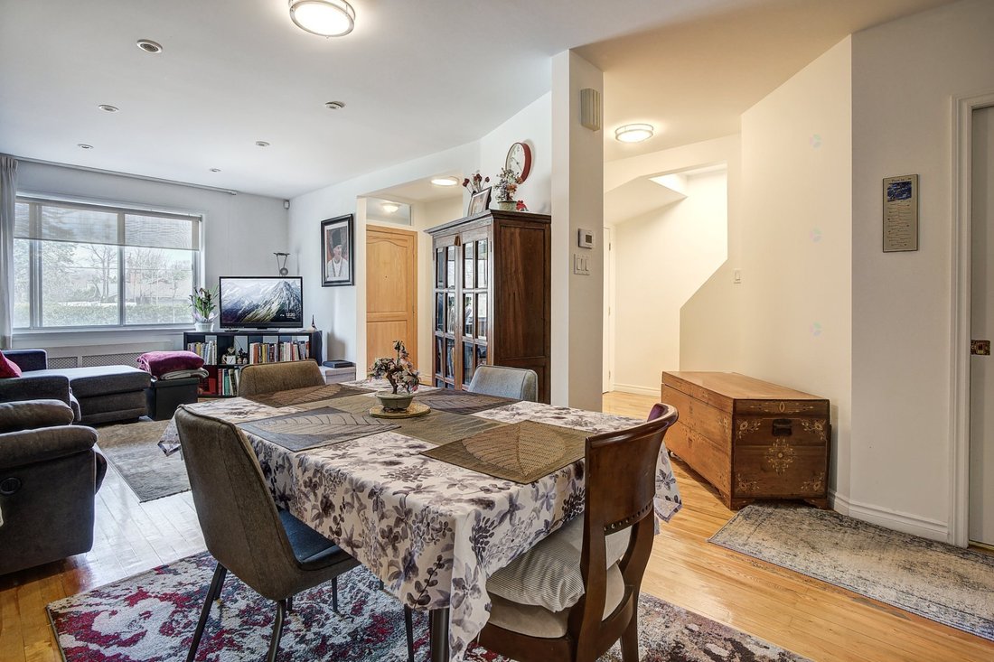 Apartment in Mount Royal, Quebec, Canada 4 - 18160520