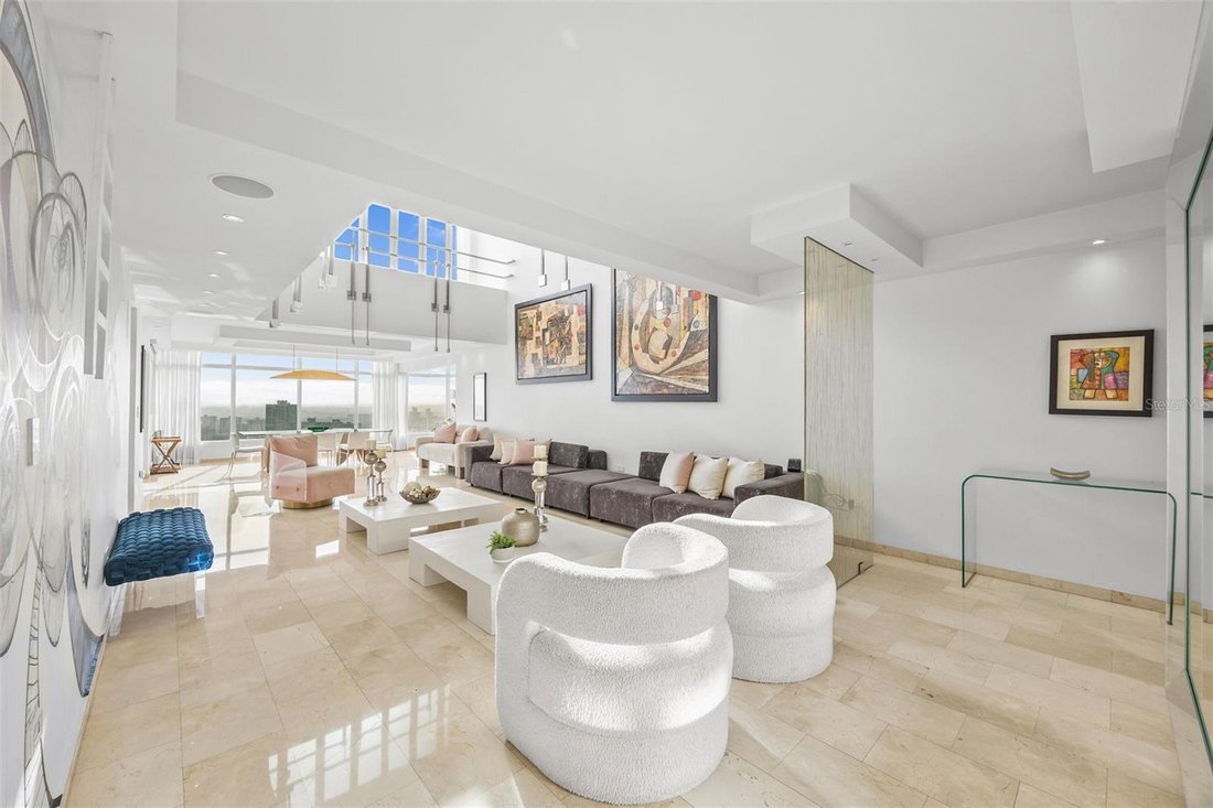 Condo in GUAYNABO, PR, United States 4 - 18154142