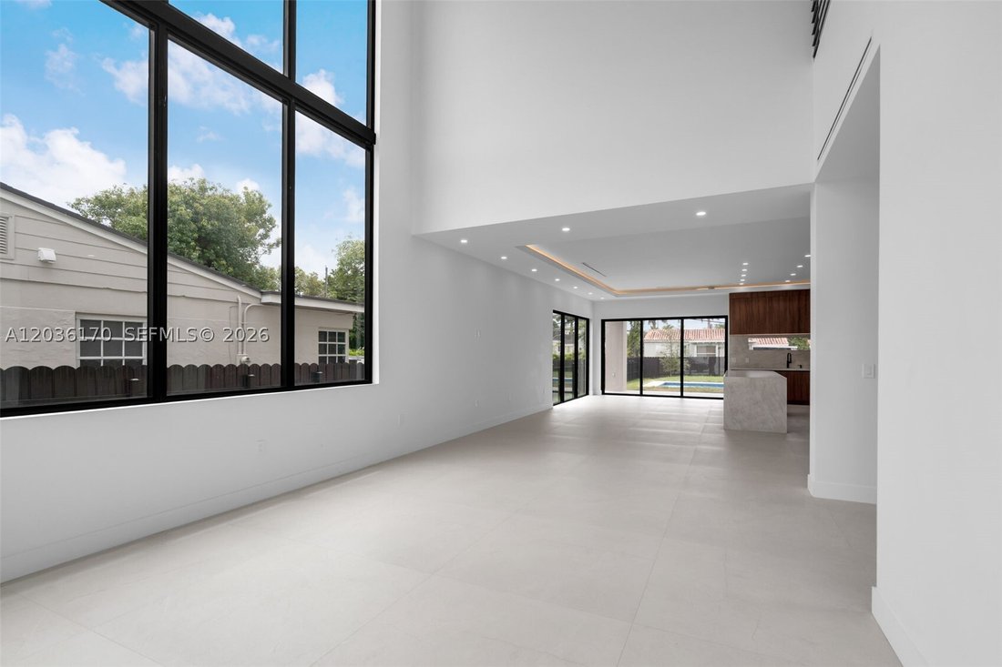House in Miami, Florida, United States 4 - 18160132