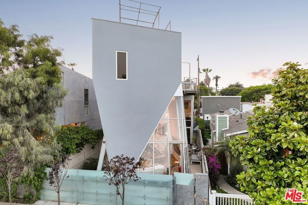 House in Los Angeles, California, United States 2 - 18162917