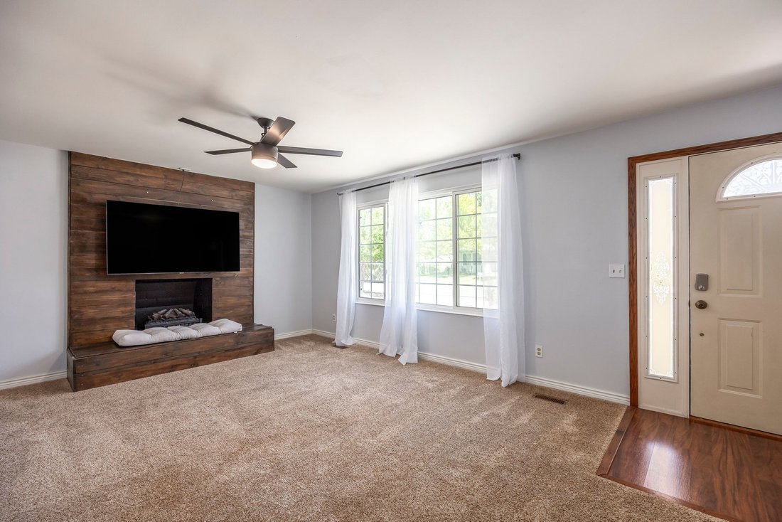 House in Sandy, Utah, United States 4 - 18157695