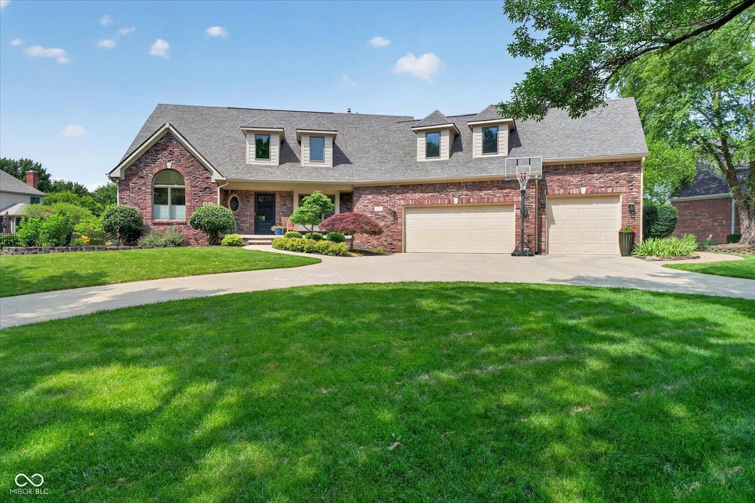 House in Greenwood, Indiana, United States 1 - 18156576