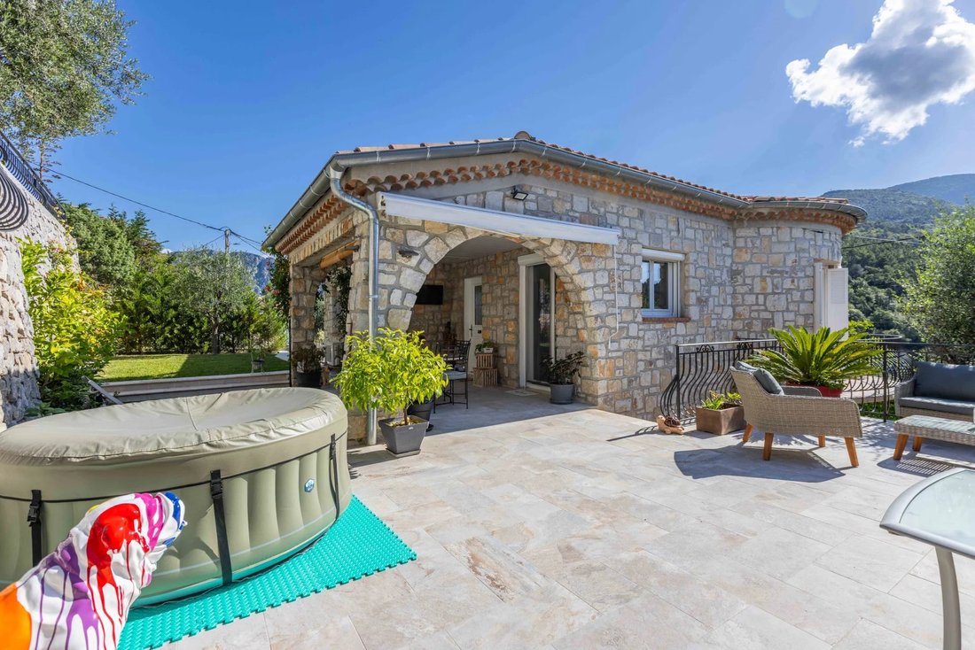 Villa a Levenzo, Provenza-Alpi-Costa Azzurra, Francia 1 - 18154971