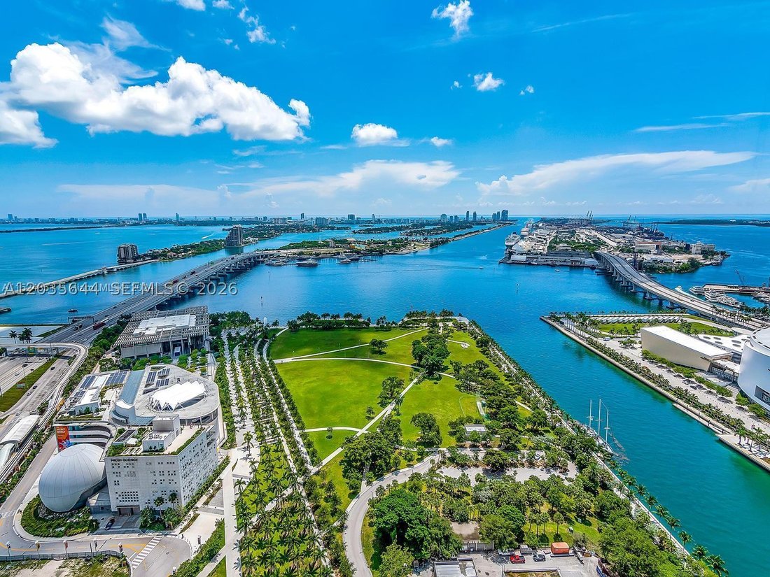 Condo in Miami, Florida, United States 3 - 18167015