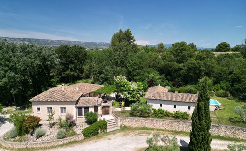 House in Alleins, Provence-Alpes-Côte d'Azur, France 1