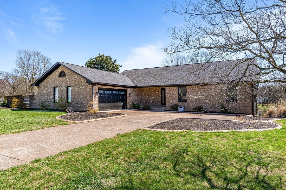 House in Columbia, Tennessee, United States 3 - 18162364