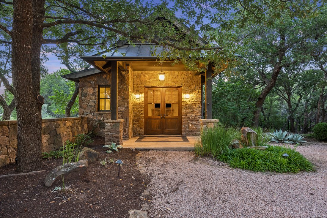 House in Bee Cave, Texas, United States 5 - 18155593