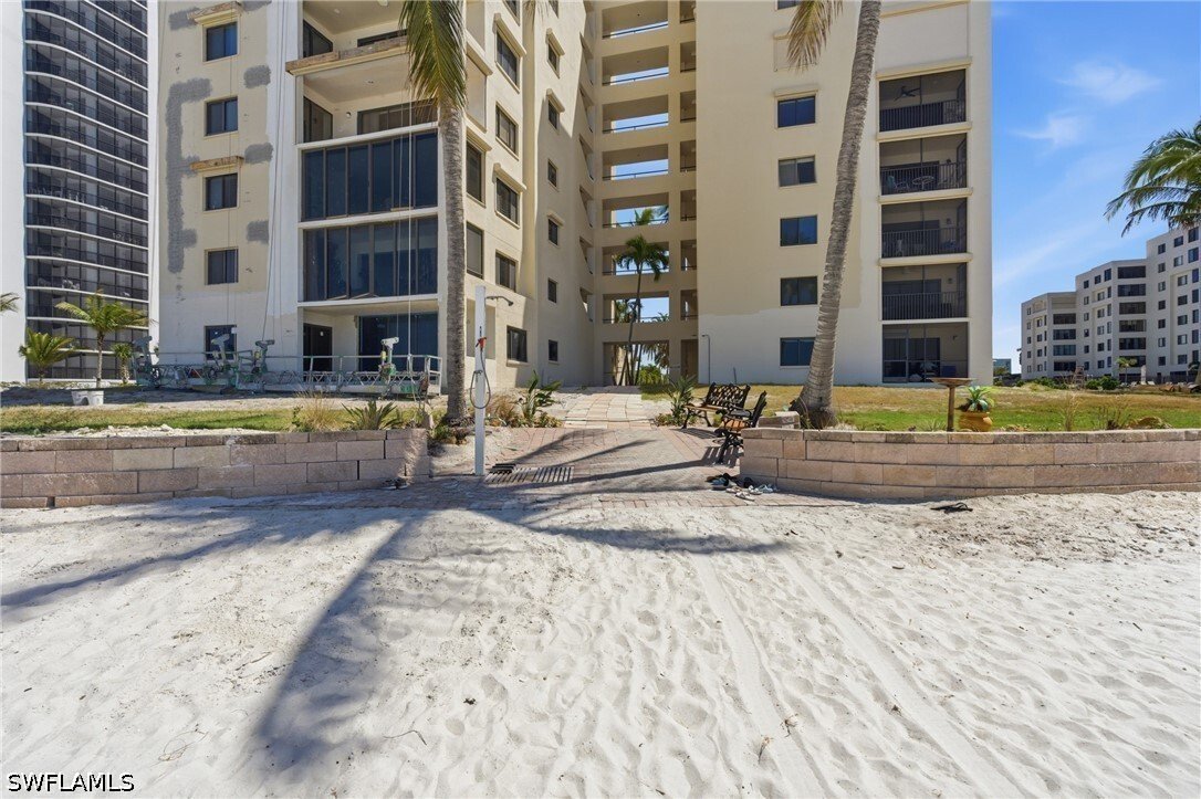 Condo in Fort Myers Beach, Florida, United States 5 - 18164871