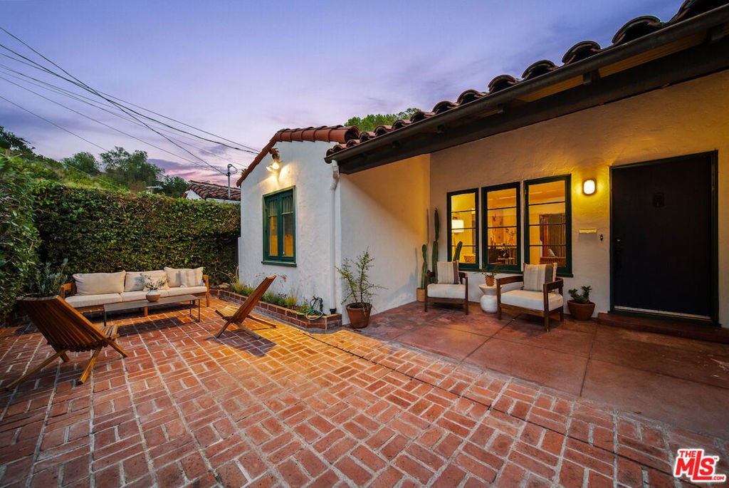 House in Los Angeles, California, United States 4 - 18159520