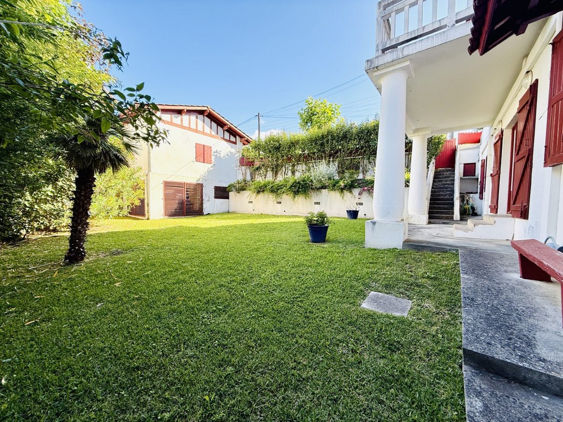 House in Centre Ville, Saint-Jean-de-Luz, France 2 - 18155820