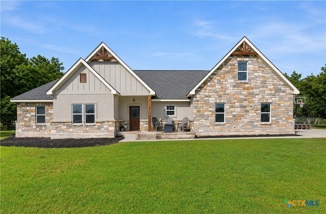 House in Seguin, Texas, United States 1 - 18164875