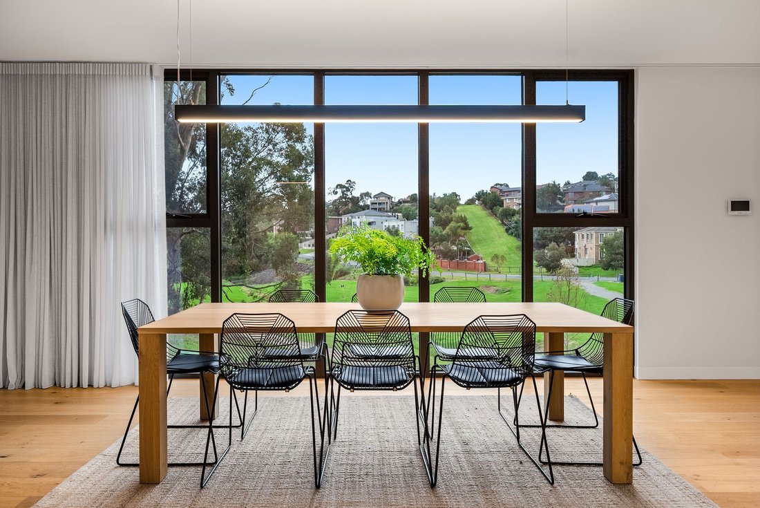 House in Avondale Heights, Victoria, Australia 3 - 18168273