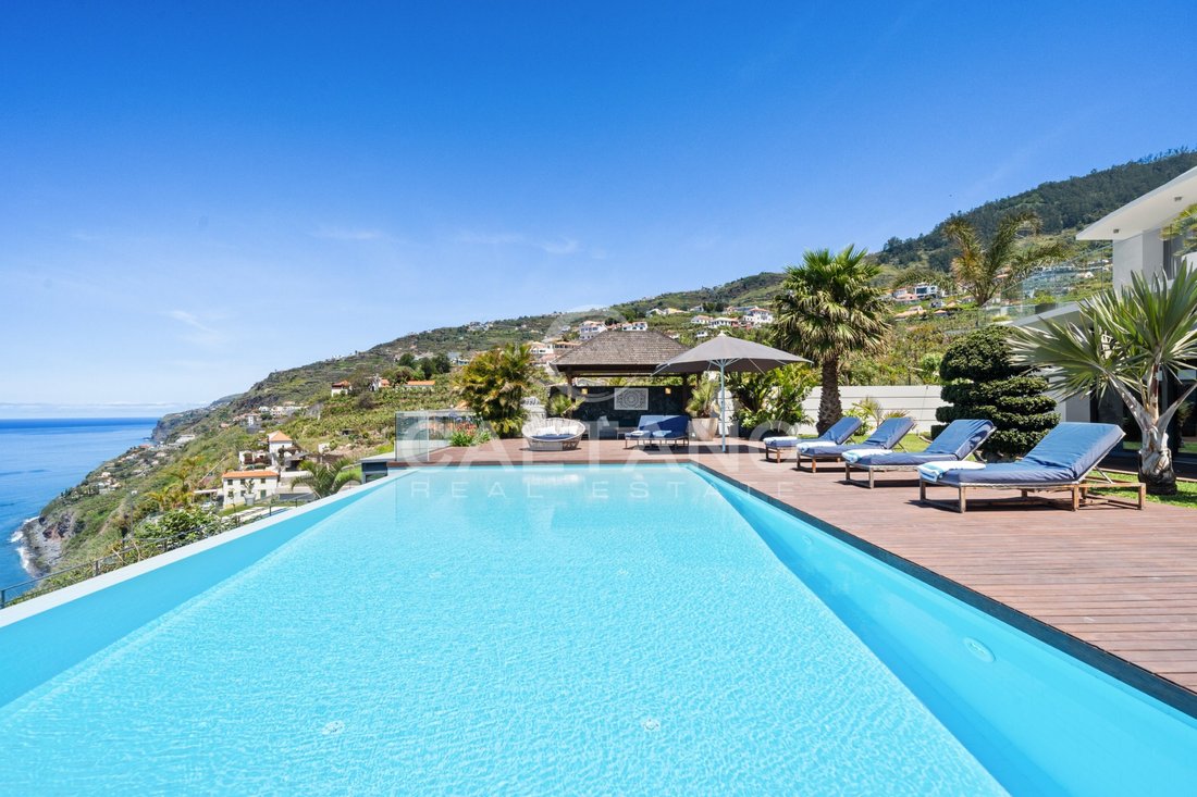 Villa in Arco da Calheta, Madeira, Portugal 1 - 17730937