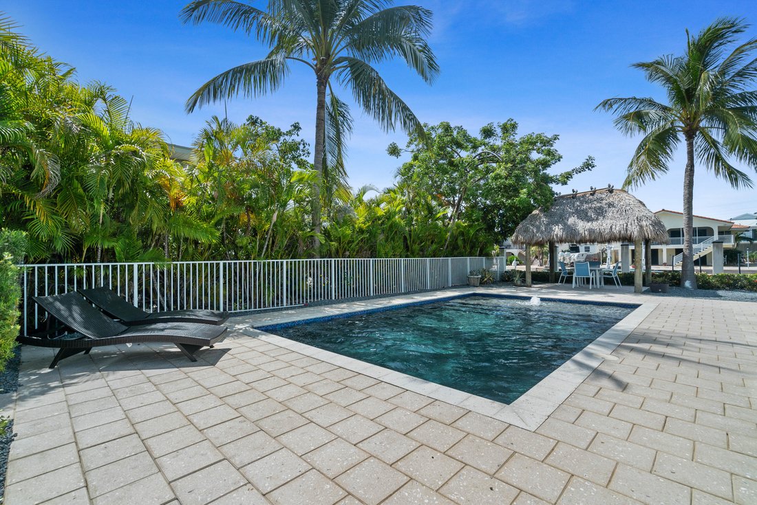House in Duck Key, Florida, United States 5 - 18154998