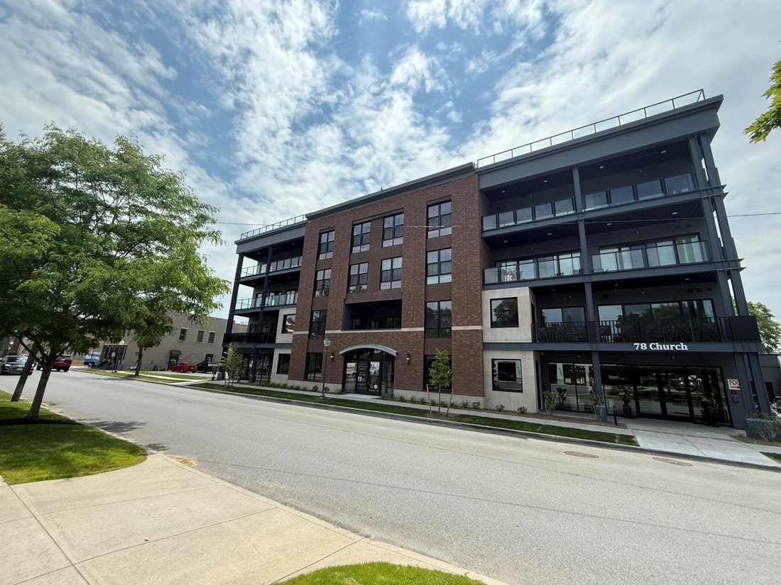 Condo in Saratoga Springs, New York, United States 2 - 15748676