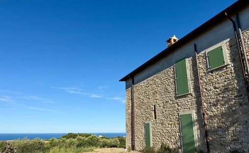 Country House in Ripatransone, Marche, Italy 1
