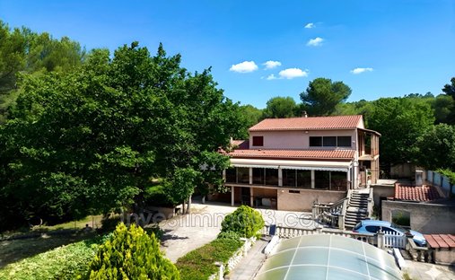 Villa in Pourrieres, Provence-Alpes-Côte d'Azur, France 1