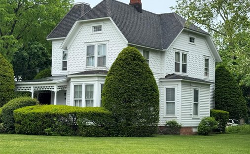 Center Moriches, New York, United States 1