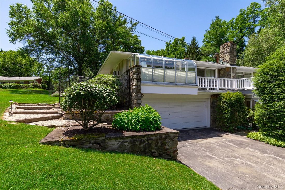 House in Spackenkill, New York, United States 3 - 17898883