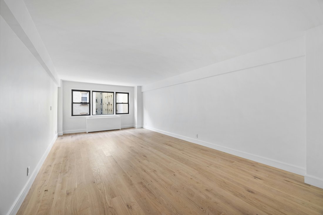 Co Op in New York, New York, United States 5 - 18150287