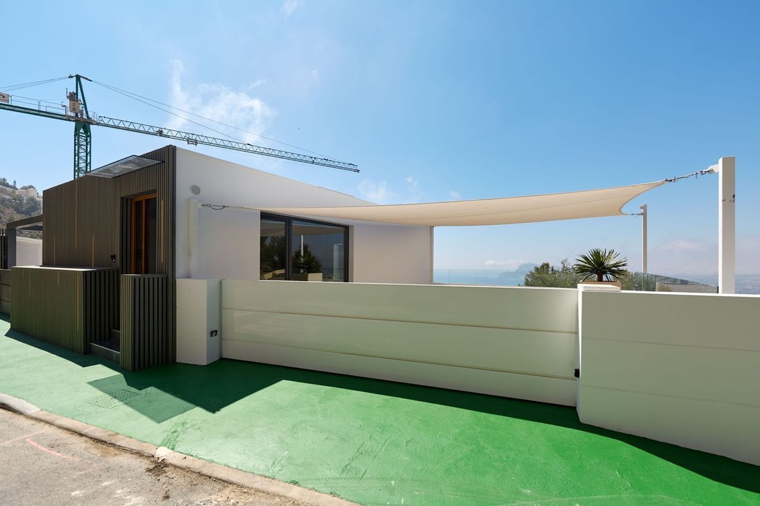 Villa in Zona de Mascarat, Valencian Community, Spain 4 - 18156581