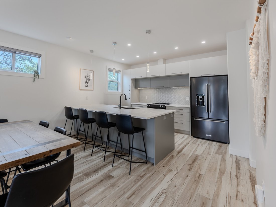 House in Penticton, British Columbia, Canada 2 - 18167585