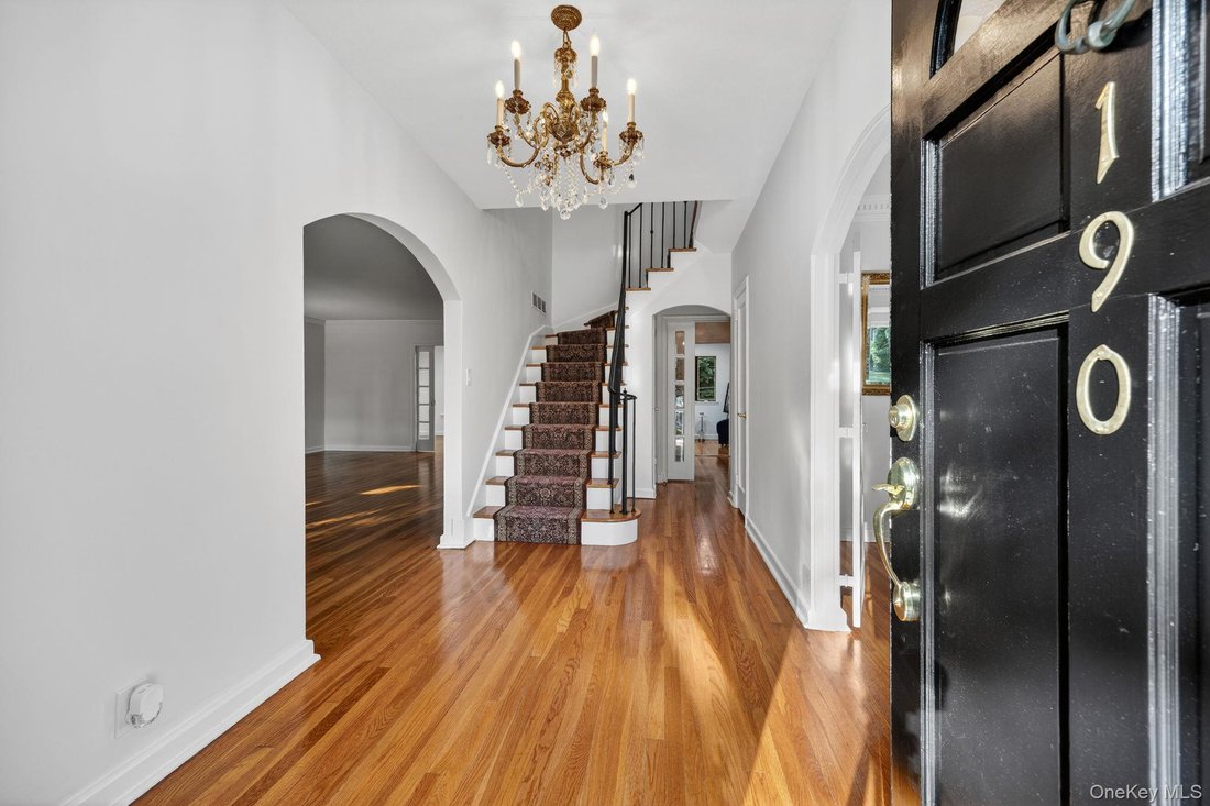House in Manhasset, New York, United States 5 - 18158912
