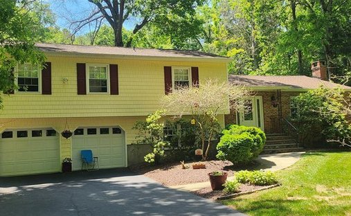 House in Wappingers Falls, New York, United States 1