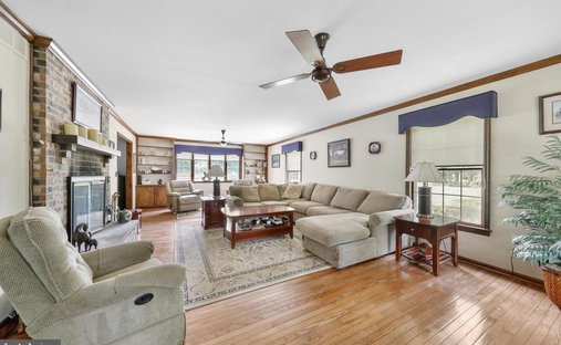 Farm Ranch in Lumberton, New Jersey, United States 1