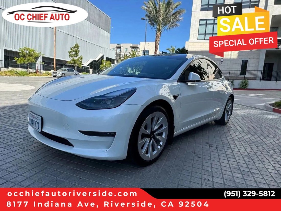 Sedan in Riverside, CA, United States 1 - 18163550