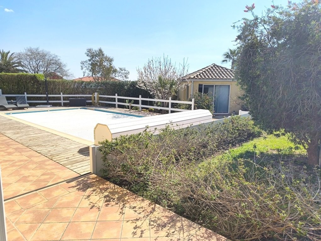 Estate in Nord, Pia, France 3 - 18162013