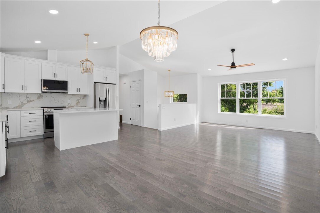 House in Johnston, Rhode Island, United States 5 - 18157885